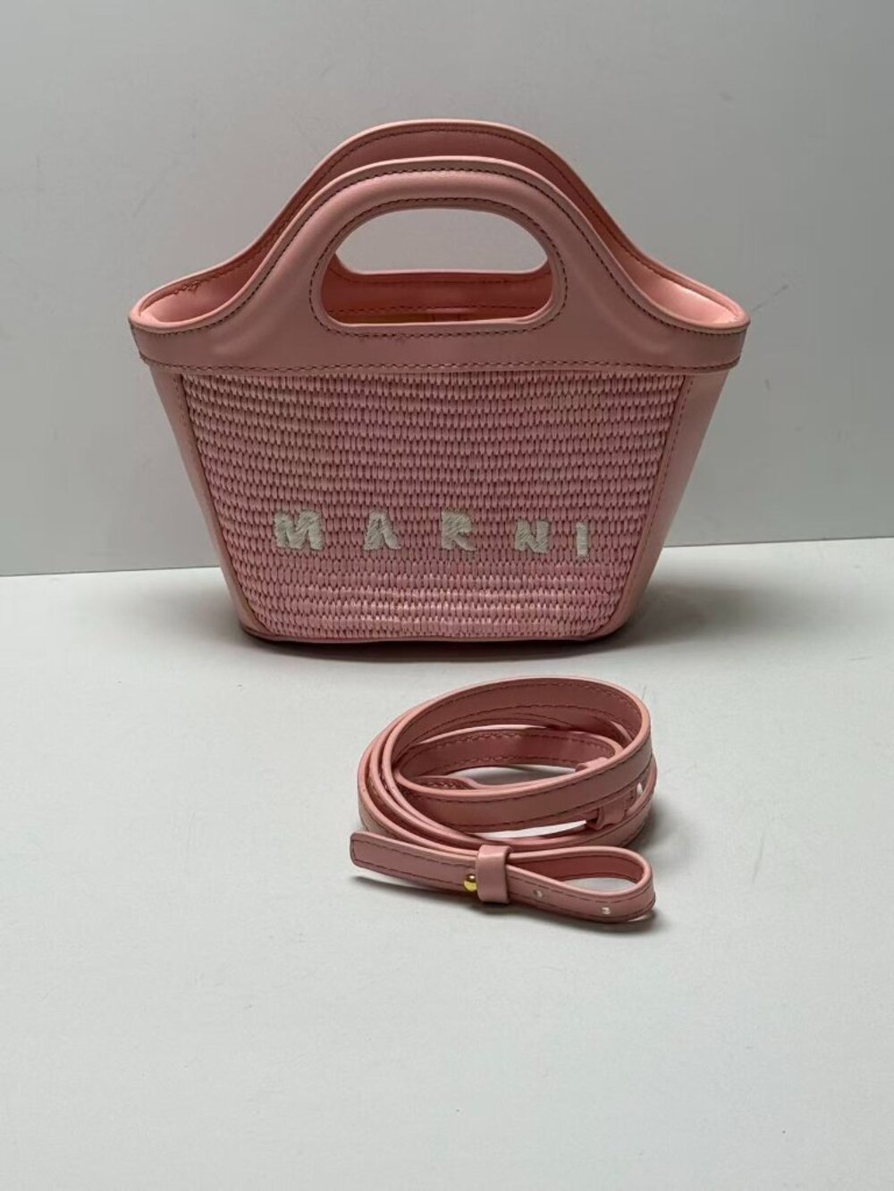 Marni Women's Pink Bag